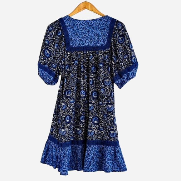 Old Navy Puff-Sleeve Printed Mini Swing Dress in Blue Blossoms l Size Large - Picture 4 of 9